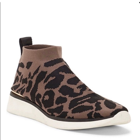 Louise et Cie Breyson Tan Leopard Print Sneaker size 9.5 - Picture 1 of 11